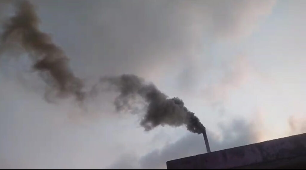 ವಸತಿ ವಲಯದಲ್ಲಿ ಕಾರ್ಯನಿರ್ವಹಿಸುತ್ತಿದ್ದ Bombay Saw Mill ಅನ್ನು ಶಾಶ್ವತವಾಗಿ ಮುಚ್ಚಲು ಆಗ್ರಹ – ಸಾರ್ವಜನಿಕ ಆರೋಗ್ಯ ರಕ್ಷಣೆಗೆ ತುಳುನಾಡ ರಕ್ಷಣಾ ವೇದಿಕೆ ಒತ್ತಾಯ