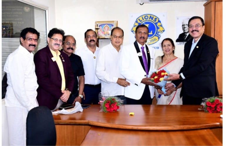 ಲಯನ್ಸ್ ತಾರಾನಾಥ್ ಎಚ್.ಎಂ ಅವರಿಗೆ ಅಧಿಕಾರ ಹಸ್ತಾಂತರ