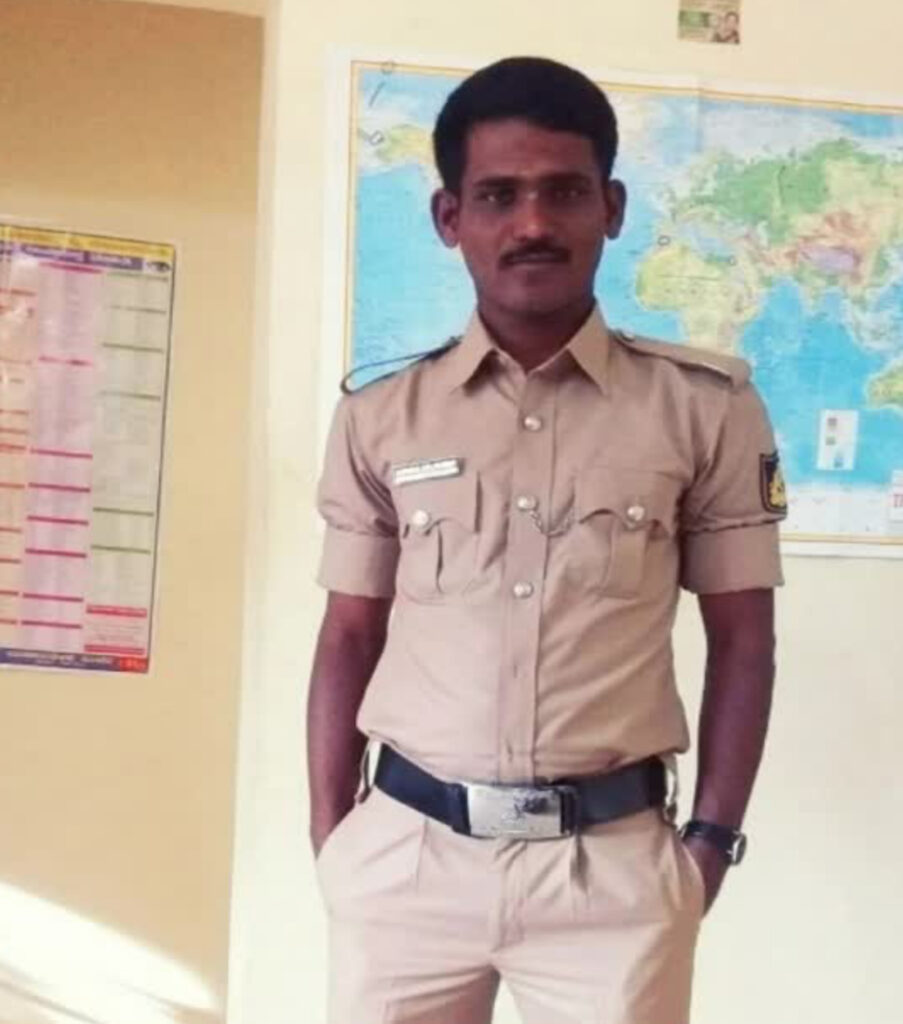 ಜಗತ್ ವೃತ್ತದಲ್ಲಿ ಕರ್ತವ್ಯ ನಿರತ ಪೊಲೀಸ್ ಕಾನ್ಸ್ಟೇಬಲ್ ಆತ್ಮಹತ್ಯೆ; ಕಲಬುರ್ಗಿಯಲ್ಲಿ ಬೆಚ್ಚಿಬೀಳಿಸಿದ ಘಟನೆ