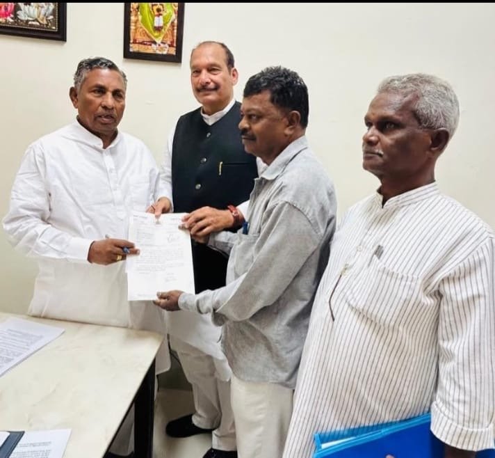 ಅಂಬೇಡ್ಕರ್ ಭವನ ನಿರ್ಮಾಣಕ್ಕೆ ಶೀಘ್ರ ಅನುದಾನ ಬಿಡುಗಡೆಗೆ ಮನವಿ