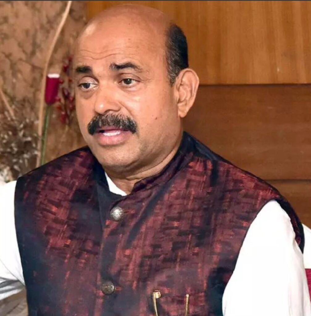 ಸುರತ್ಕಲ್ನಲ್ಲಿ ಮೊಗವೀರ ಯುವಕನ ಆತ್ಮಹತ್ಯೆ ಪ್ರಕರಣ ಖಂಡನೀಯ, ಸಮಗ್ರ ತನಿಖೆ ನಡೆಸಿ ಕುಟುಂಬಕ್ಕೆ ನ್ಯಾಯ ಒದಗಿಸಲು ಮಾಜಿ ಶಾಸಕ ಬಿ.ಎ. ಮೊಯ್ದಿನ್ ಬಾವಾ ಆಗ್ರಹ