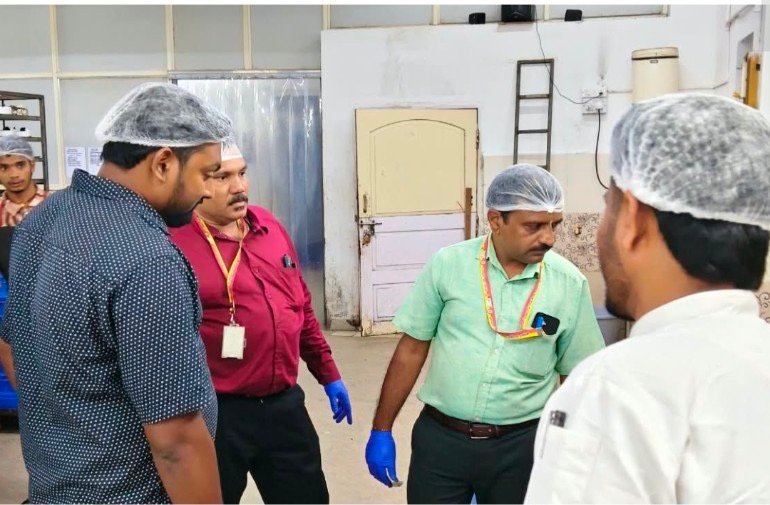 “ಅವಧಿ ಮೀರಿದ ಆಹಾರ ಮಾರಾಟಕ್ಕೆ ಕಡಿವಾಣ ಹಾಕಿ: ಆಹಾರ ಸುರಕ್ಷತಾ ಅಧಿಕಾರಿಗಳ ಕಾರ್ಯಕ್ಕೆ ಯೋಗಿಶ್ ಶೆಟ್ಟಿ ಜಪ್ಪು ಮೆಚ್ಚುಗೆ”